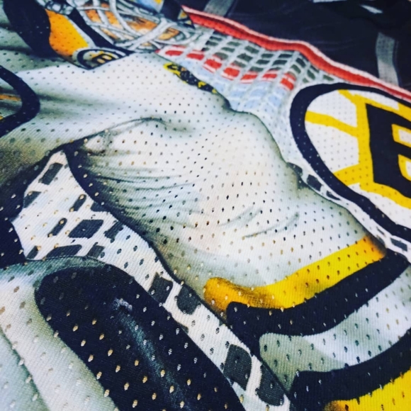 CCM Boston Bruins NHL Fashion Hockey Jersey - Picture 3 of 4